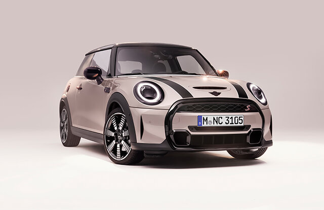 Updated Interior and Exterior: The Refreshed MINI Debuts | MINI