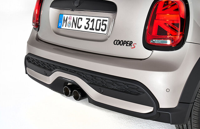 Updated Interior and Exterior: The Refreshed MINI Debuts | MINI