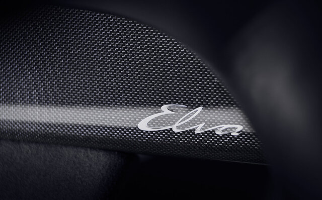 マクラーレンがエルバのウィンドスクリーンバージョンを生産開始｜McLaren
