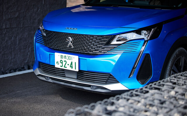 電動化時代の会心作だった──プジョー3008 ハイブリッド4に試乗｜PEUGEOT
