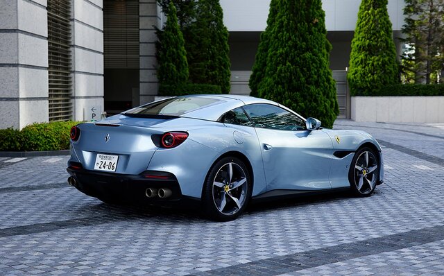 Fun even at 50 km/h – Test drive the Ferrari Portofino M | Ferrari