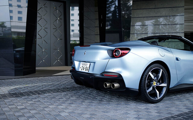 Fun even at 50 km/h – Test drive the Ferrari Portofino M | Ferrari