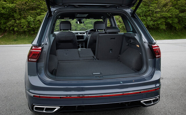 Test Drive of the New Volkswagen Tiguan: An All-Around Model with a Well-Balanced Blend of Driving Performance and Interior Space.