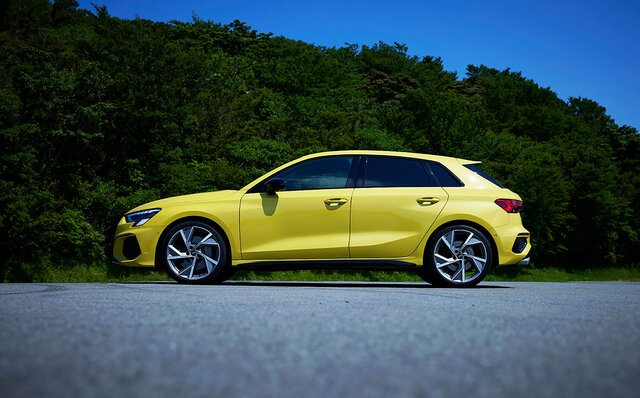 Experience the pure joy of driving a sports hatchback – Test drive the new Audi S3 Sportback | Audi