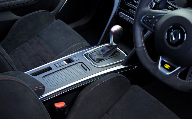 The Ultimate Handling Machine at the Peak of Maturity – Test Drive: The Renault Mégane R.S. | Renault
