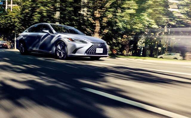Exterior, Ride Comfort, and Driving Performance Refined—Lexus ES Undergoes Minor Changes | LEXUS