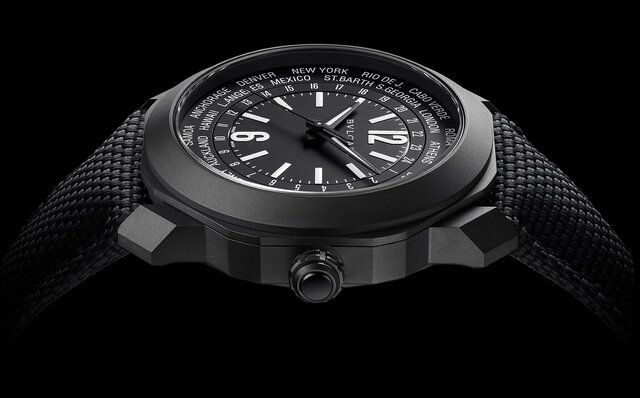 新統合型ムーブメントを搭載した「オクト ローマ ワールドタイマー」2機種が登場｜BVLGARI