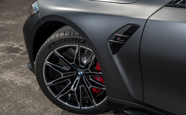 BMW M3 Sedan / M4 Coupe Now Available with xDrive All-Wheel Drive | BMW