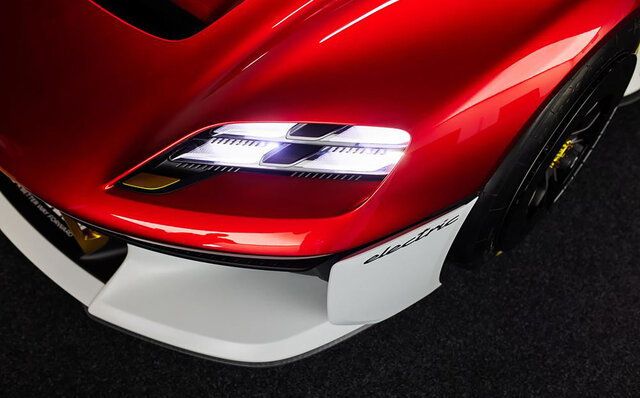 ポルシェ、アップデートしたタイカン2022年モデルを発表｜Porsche