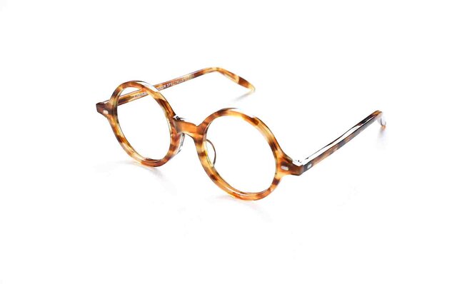 The Legendary Eyewear Designer Who Never Stops Evolving | Lawrence Jenkin Spectacle Maker