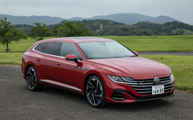 単なる実用本位のワゴンではない──フォルクスワーゲン、アルテオン シューティングブレークに試乗｜Volkswagen