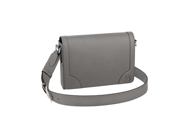 Perfect for business settings. This autumn, focus on stylish designs and cool color palettes!｜LOUIS VUITTON