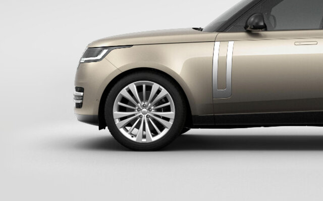 New Range Rover: Orders Open for Japan-Exclusive Limited Edition of 70 Units | Land Rover