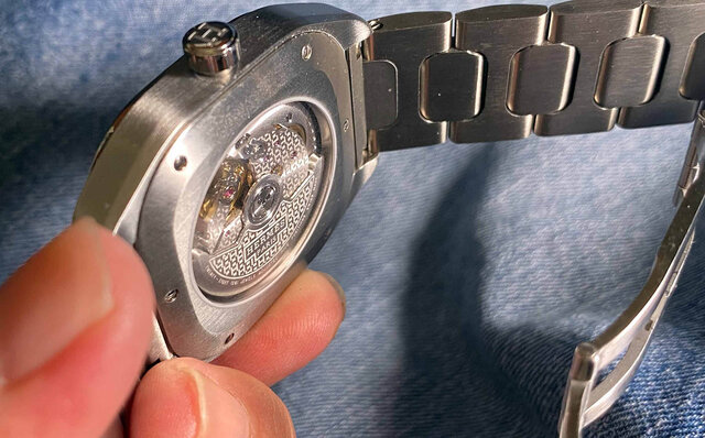 「エルメス H08」を腕に試載したOPENERS編集者による本音・独白｜HERMÈS