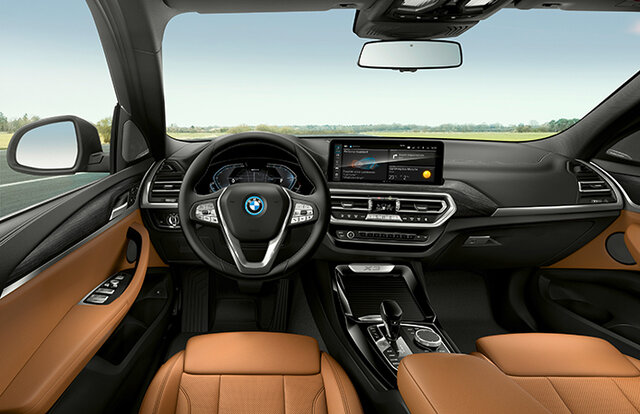 BMW、ハンズオフ機能などを追加したマイチェン版X3 、X4を発売｜BMW