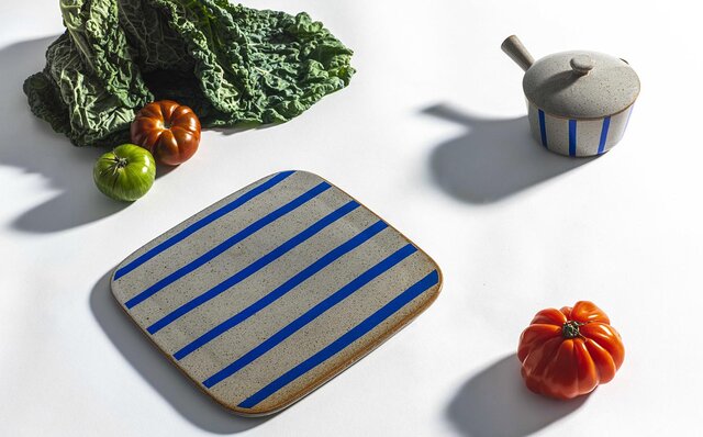 1950年代後半に手がけていた「ダン イルド」シリーズがリデザインで登場｜Lyngby Porcelæn