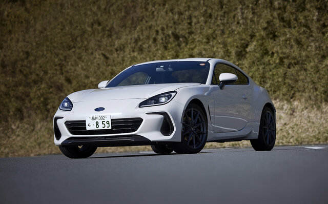 新型スバルBRZに試乗──BRZと86、2モデルの個性がきちんと確立されていた｜SUBARU
