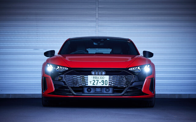 Test Drive of the Audi e-tron GT: In a word, it's a car that feels good to drive | Audi
