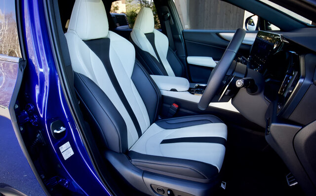 Test drive the new Lexus NX, the first model of the next-generation Lexus—key points are electrification and a diverse lineup | LEXUS