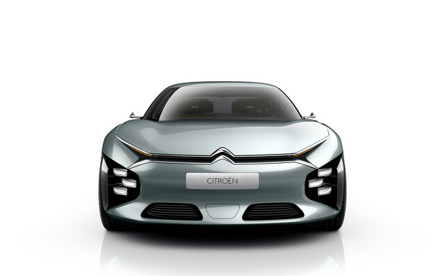 BEVモデルも登場──シトロエン、ハッチバックモデルの新型C4を発表｜Citroën