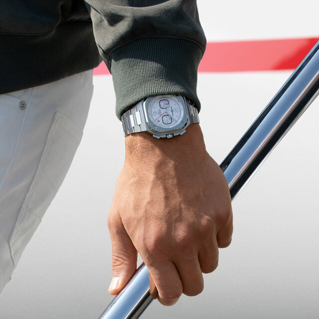 A limited edition of 250 pieces! The new BR 05 CHRONOGRAPH WHITE HAWK combines urban design with a pure aesthetic | Bell & Ross