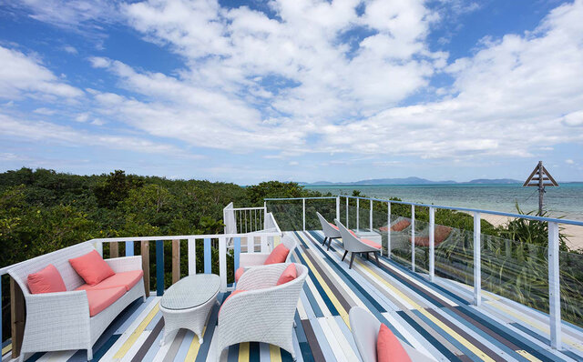 Almost like going abroad! An overwhelming sense of the extraordinary. Island hopping among the Yaeyama Islands, starting from Ishigaki Island, Okinawa. | TRAVEL