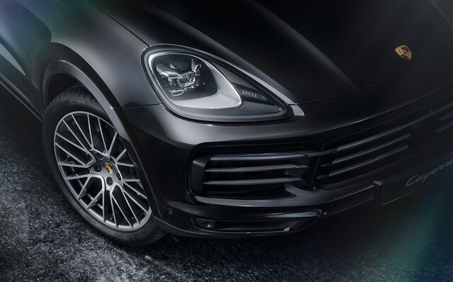 カイエンにサテンプラチナ塗装のデザインエレメントが光る特別仕様車｜Porsche