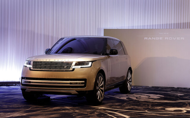 The Range Rover is fully redesigned for the first time in nine years | Land Rover