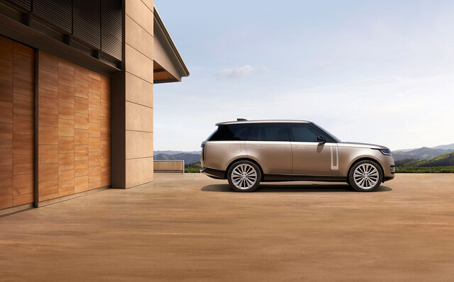 The Range Rover is fully redesigned for the first time in nine years | Land Rover