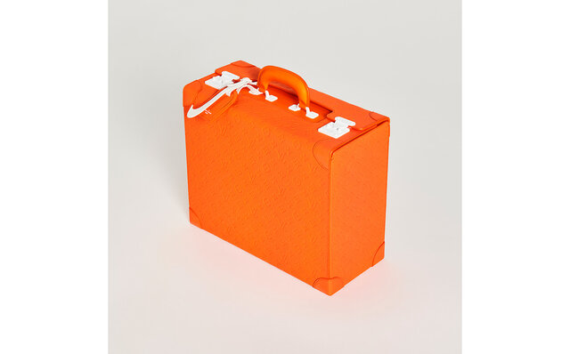 "Air Force 1" by Virgil Abloh Appears at Sotheby's Auction | LOUIS VUITTON x NIKE