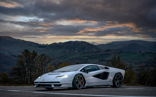 The Countach LPI 800-4 Makes Its First Public Road Debut | Lamborghini