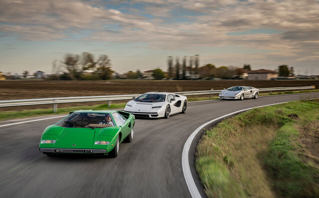The Countach LPI 800-4 Makes Its First Public Road Debut | Lamborghini