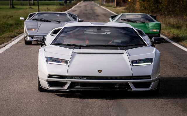 The Countach LPI 800-4 Makes Its First Public Road Debut | Lamborghini