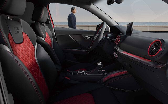 アウディ、コンパクトSUV Q2の高性能バージョンSQ2を発売｜Audi