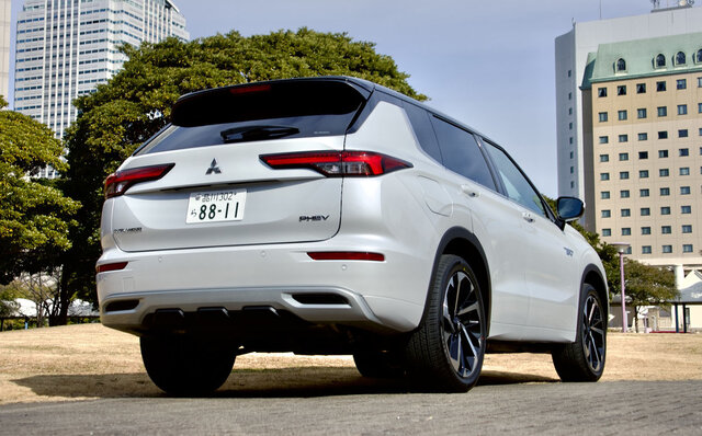 Significantly Evolved from its Predecessor – Test Drive of the New Mitsubishi Outlander PHEV, a Flagship SUV | MITSUBISHI