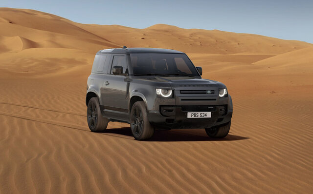 都会の夜に映えるディフェンダーの特別仕様車が登場｜Land Rover