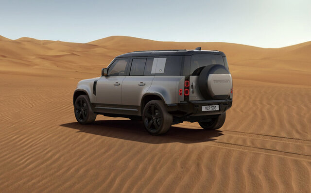 都会の夜に映えるディフェンダーの特別仕様車が登場｜Land Rover