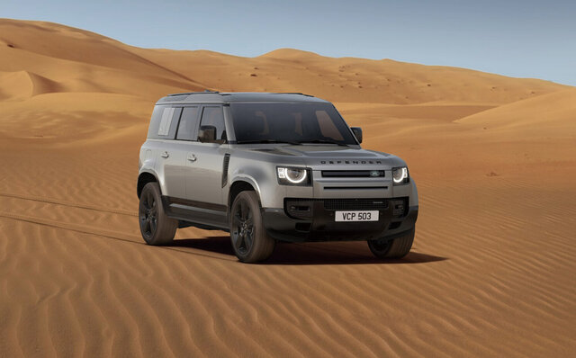 都会の夜に映えるディフェンダーの特別仕様車が登場｜Land Rover
