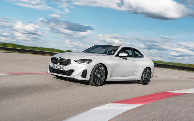 The Compact Coupe 2 Series Arrives in Japan | BMW