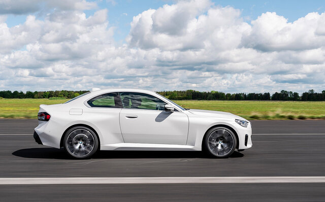 The Compact Coupe 2 Series Arrives in Japan | BMW