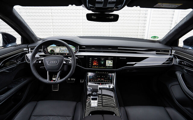 アウディのフラッグシップセダンA8が大幅にアップデート｜Audi