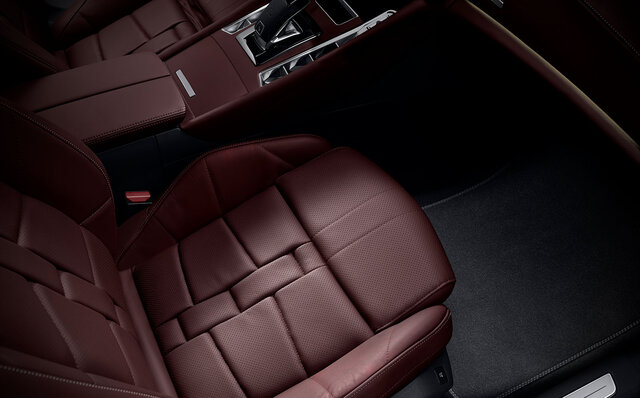 DS's Flagship Saloon, the DS 9, Makes Its Debut | DS