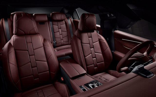 DS's Flagship Saloon, the DS 9, Makes Its Debut | DS