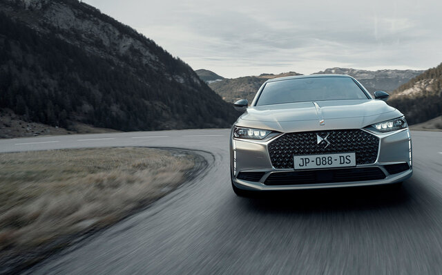DS's Flagship Saloon, the DS 9, Makes Its Debut | DS