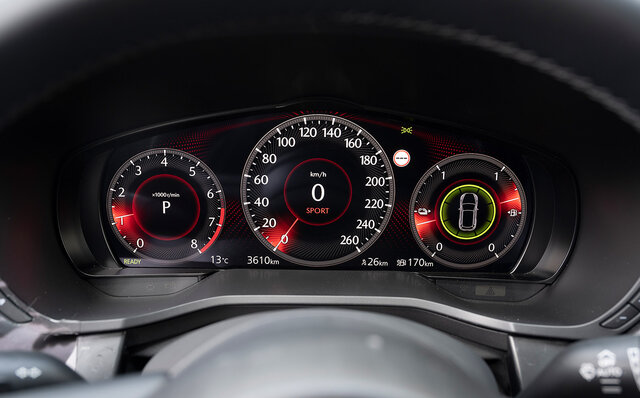 Test Drive of Mazda's New SUV, the CX-60 Prototype—How Does the Handling, Similar to the Roadster 990S, Perform? | MAZDA