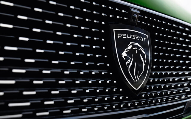 Stellantis Begins Sales of the New Peugeot 308 and 308 SW in Japan | PEUGEOT