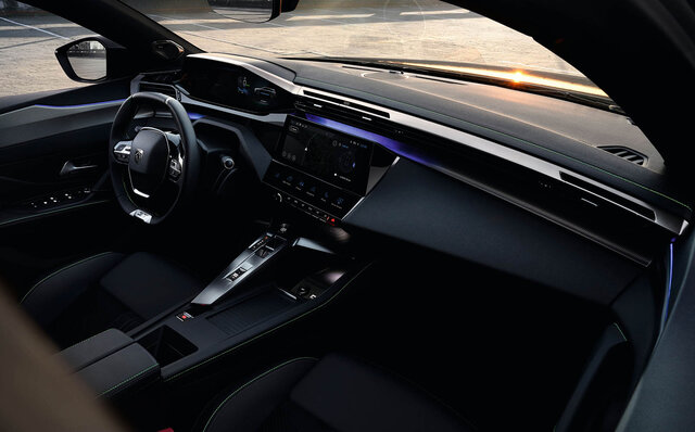 Stellantis Begins Sales of the New Peugeot 308 and 308 SW in Japan | PEUGEOT