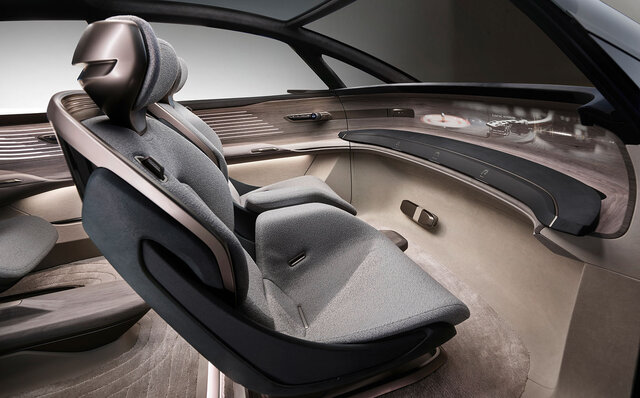 アウディが未来の大都市での活用を見据えたEVコンセプトモデルとは？｜Audi
