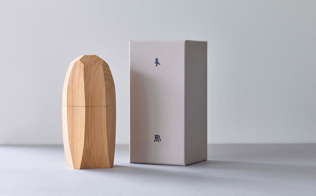 Resonant Sensibilities Create the "Room Spray / HIN NO KI" | WHOLE TREE and Stylist's Own
