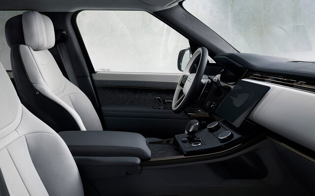 Land Rover World Premieres the New Range Rover Sport | Land Rover